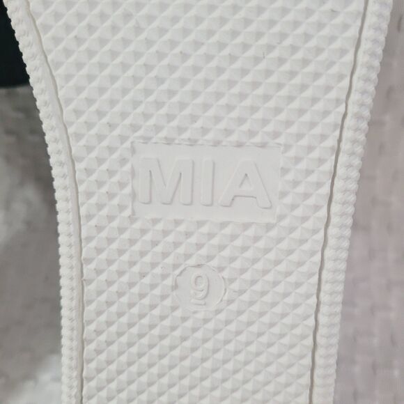 MIA Womens Sz 9M Black Wide Band Slip Slide On Kayliee Sandals 1.5" Platform - Picture 7 of 9